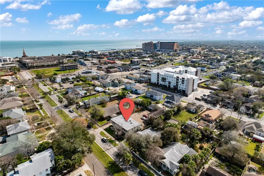 901 Furman Avenue, Corpus Christi, TX 78404 - #3