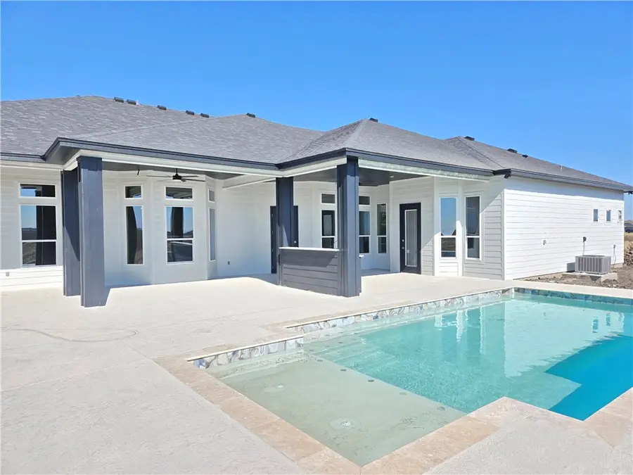 4709 Merlot Court, Robstown, TX 78380 - Image #3