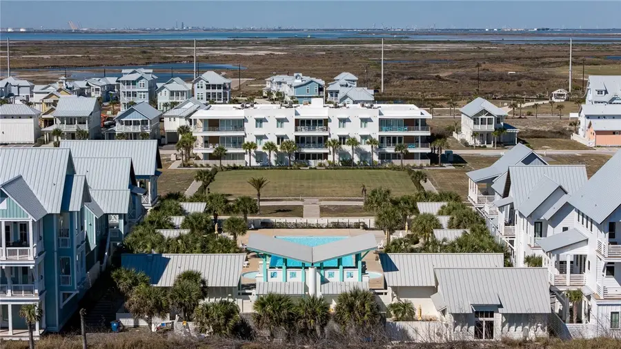 630 W Center Square #206, Port Aransas, TX 78373 - Image #2
