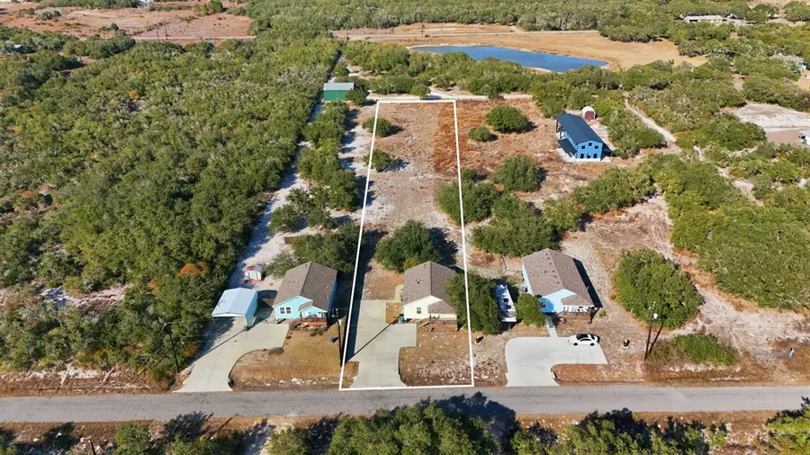 2121 Lone Star, Rockport, TX 78382 - #2