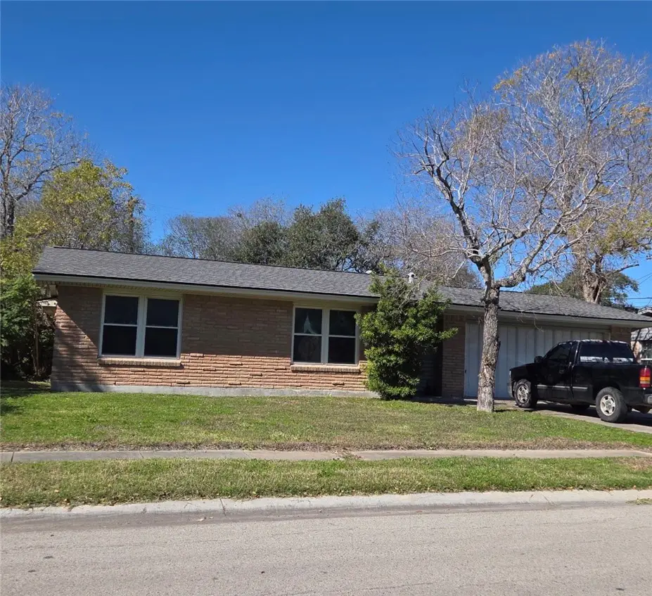 1721 Austin Street, Portland, TX 78374 - Image #1