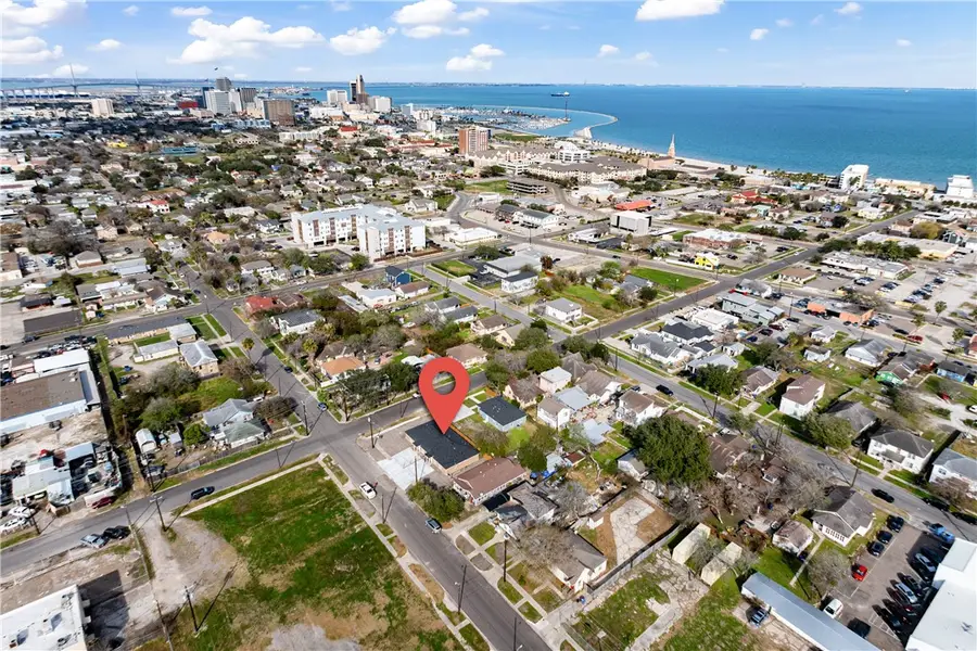 923 Craig Street, Corpus Christi, TX 78404 - #2