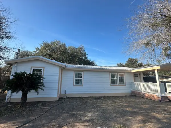 508 W Flournoy Street, Beeville, TX 78102