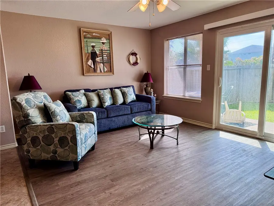 15125 Leeward Drive #10, Corpus Christi, TX 78418 - Image #2