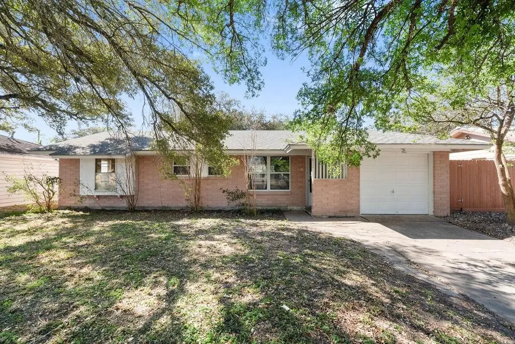 811 W Avenue I Avenue, Kingsville, TX 78363 - #1