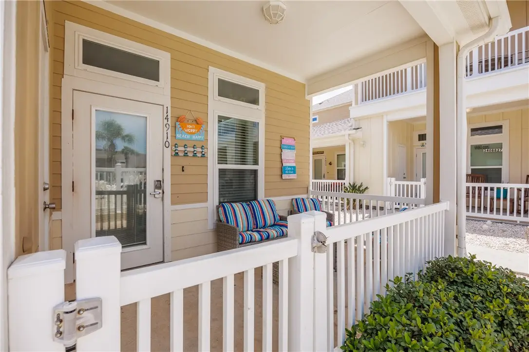 14910 Island Village Drive, Corpus Christi, TX 78418 - Image #1