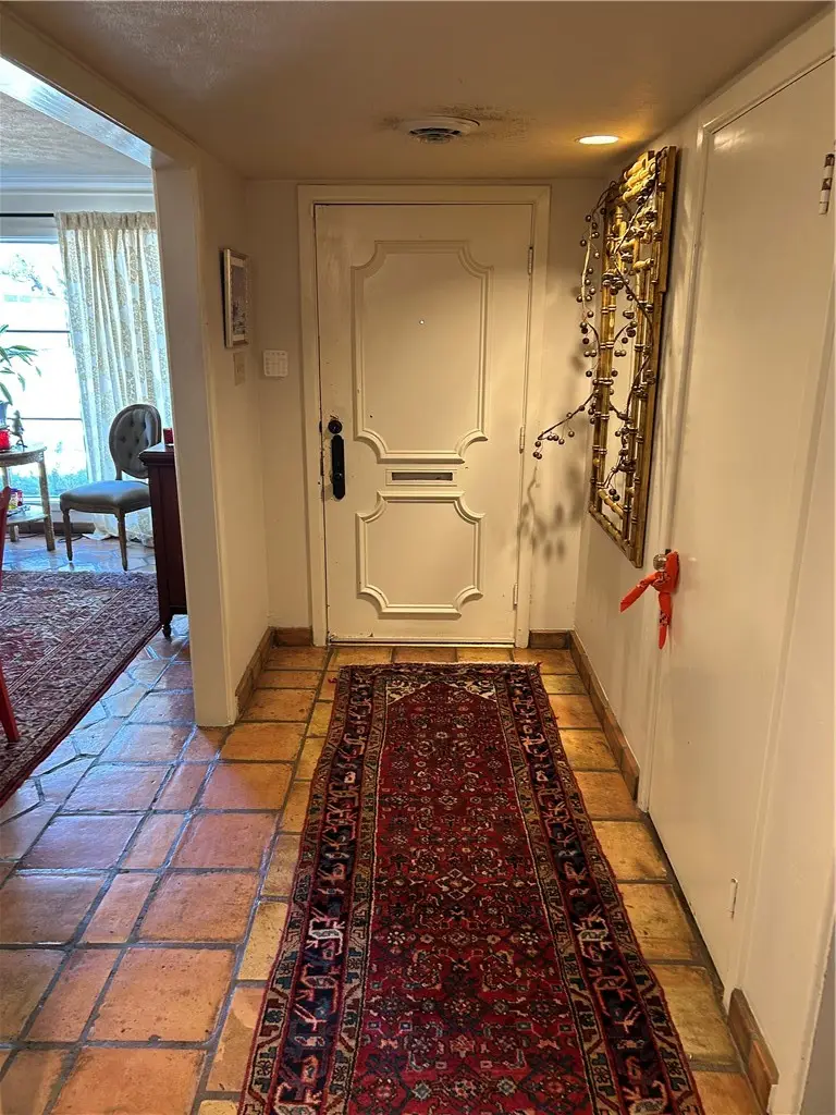 337 Williamson Pl, Corpus Christi, TX 78411 - Image #3