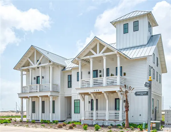 725 Friendship Lane, Port Aransas, TX 78373