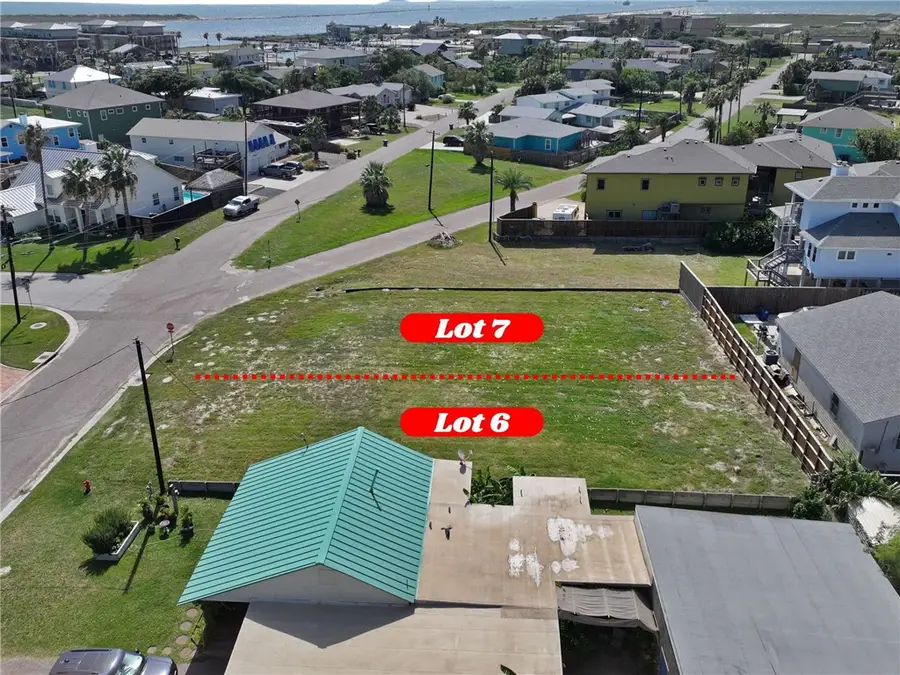 426 Tarrant Avenue, Port Aransas, TX 78373 - Image #3