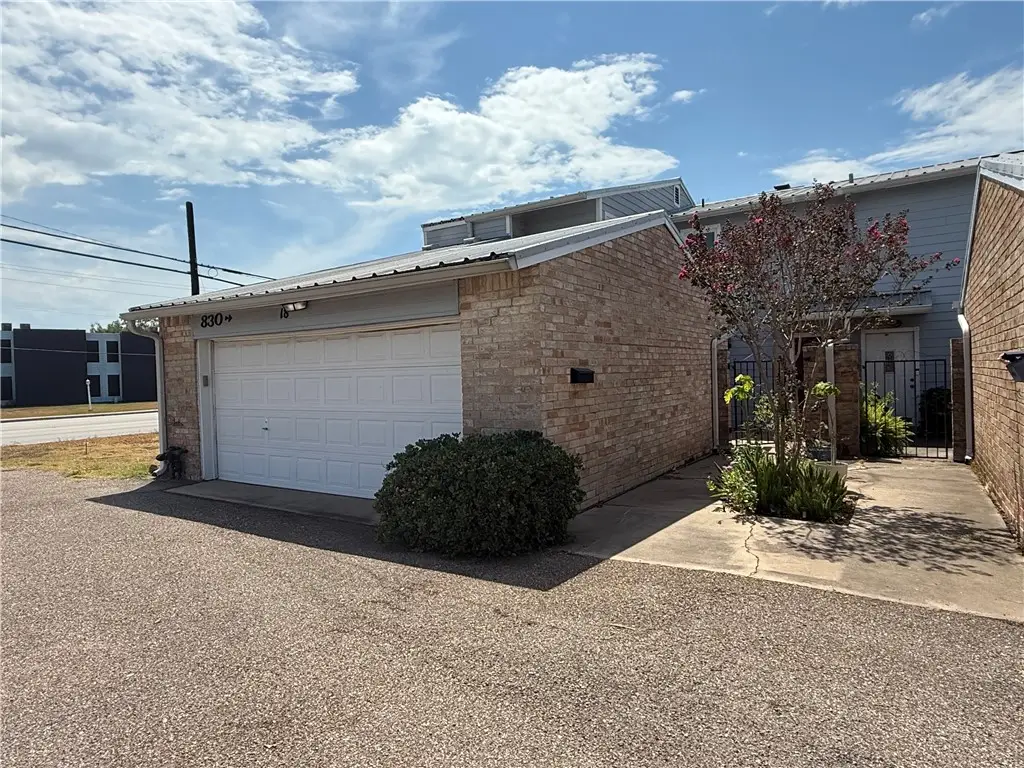 830 Cliff Drive #18, Portland, TX 78374 - Image #1