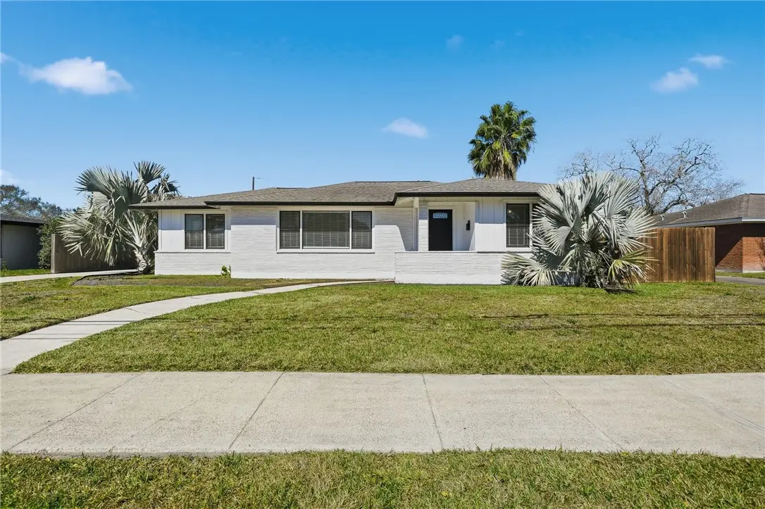 350 Doddridge Street, Corpus Christi, TX 78411 - Image #1