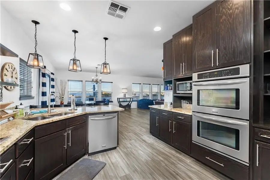 800 E Avenue G, Port Aransas, TX 78373 - Image #3