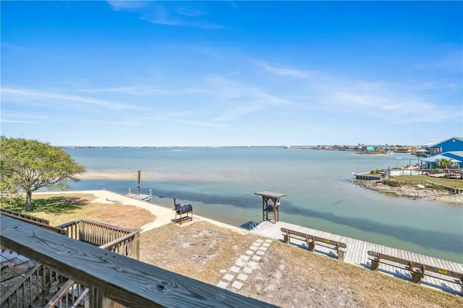 125 Lakeview, Rockport, TX 78382 - Image #3