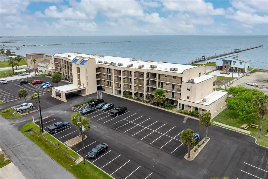 1021 S Water Street #214, Rockport, TX 78382 - Image #2