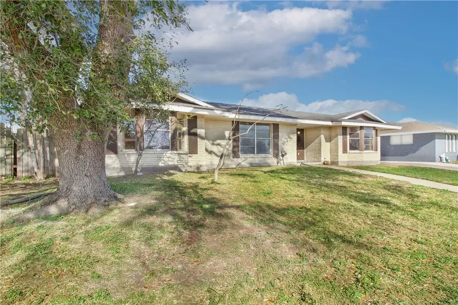 5305 Surrey, Corpus Christi, TX 78415 - Image #3