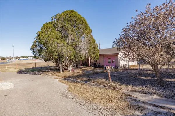 Address Withheld By Seller, George West, TX 78022