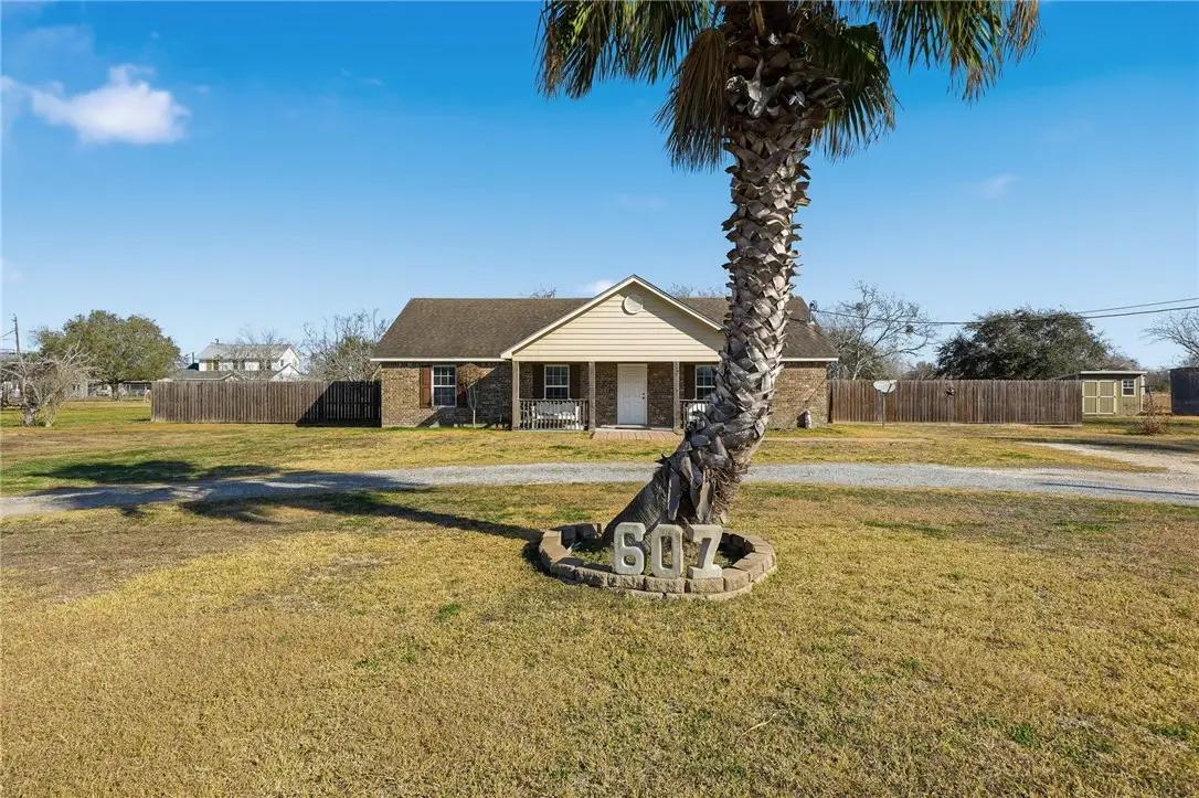 607 Celia Street, Woodsboro, TX 78393 - #1