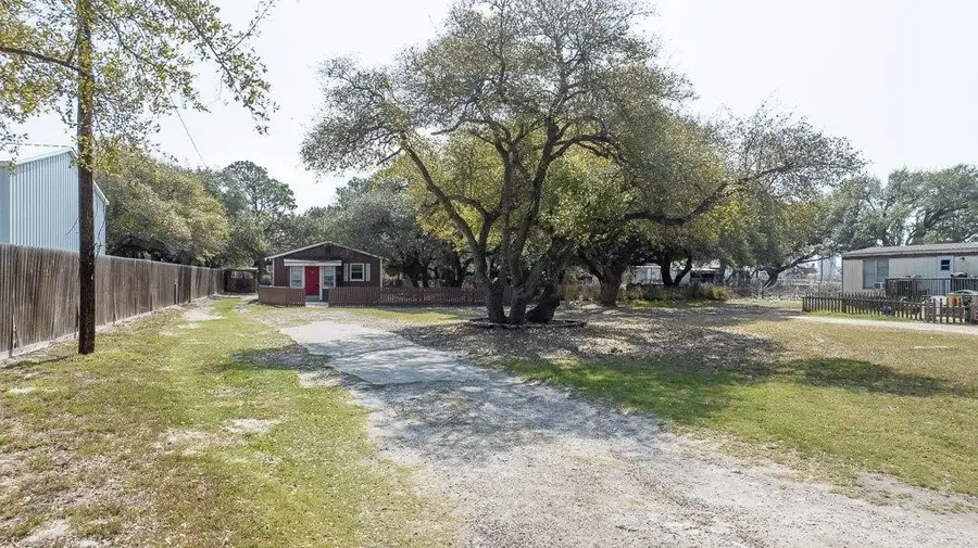 1822 Pace Avenue, Ingleside, TX 78362 - #2