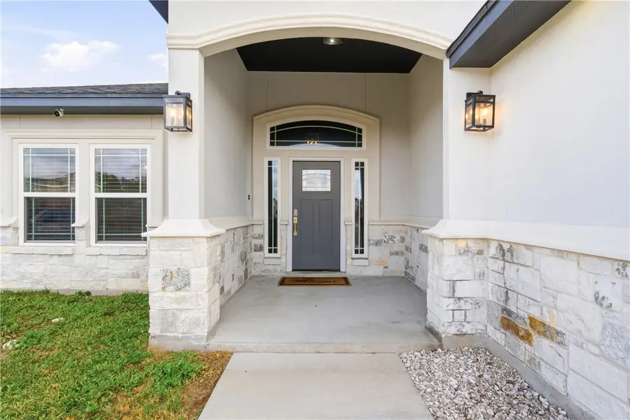 11526 Willowood Creek Drive, Corpus Christi, TX 78410 - #2