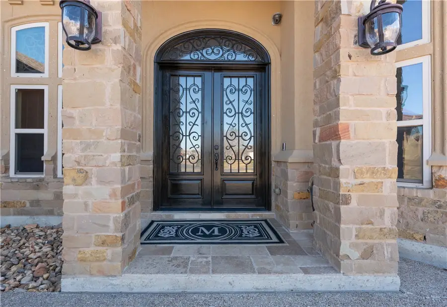 6802 Boardwalk Avenue, Corpus Christi, TX 78414 - #3