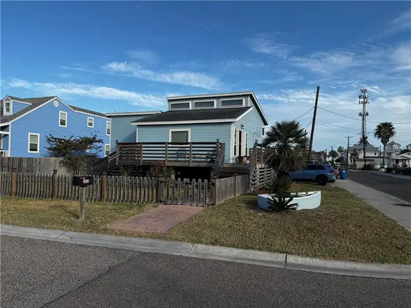 202 W Roberts Avenue, Port Aransas, TX 78373