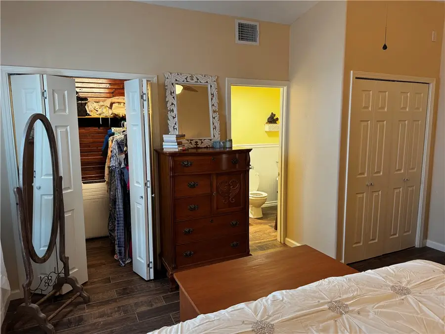 202 W Roberts Avenue, Port Aransas, TX 78373 - #3