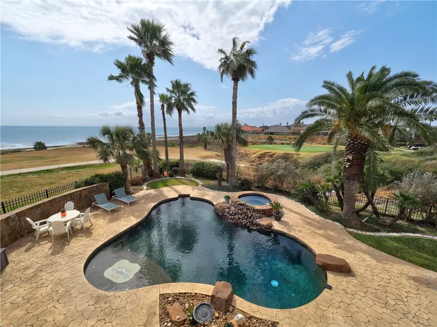 102 Oakland Hills Drive, Portland, TX 78374 - #2