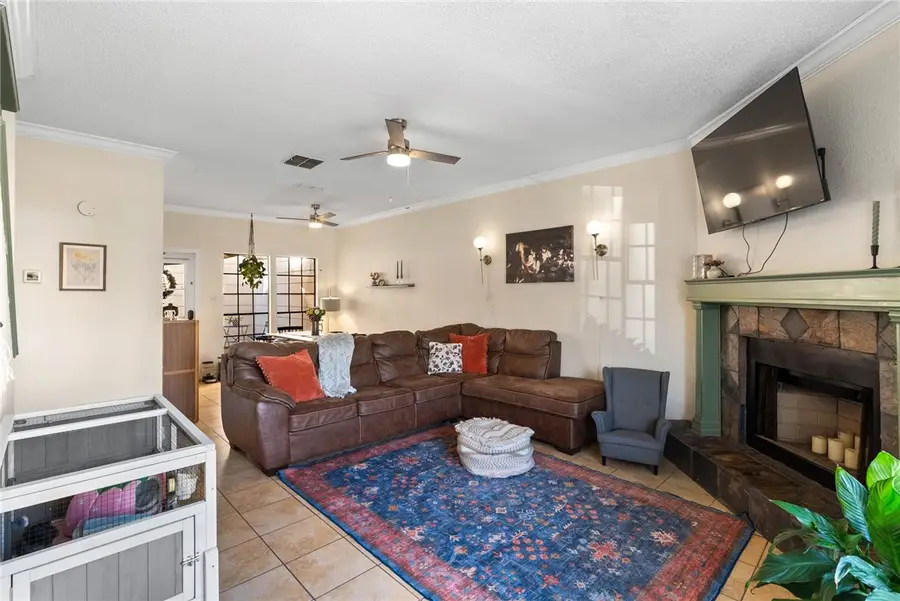 3025 Quail Springs Drive #B-11, Corpus Christi, TX 78414 - #3