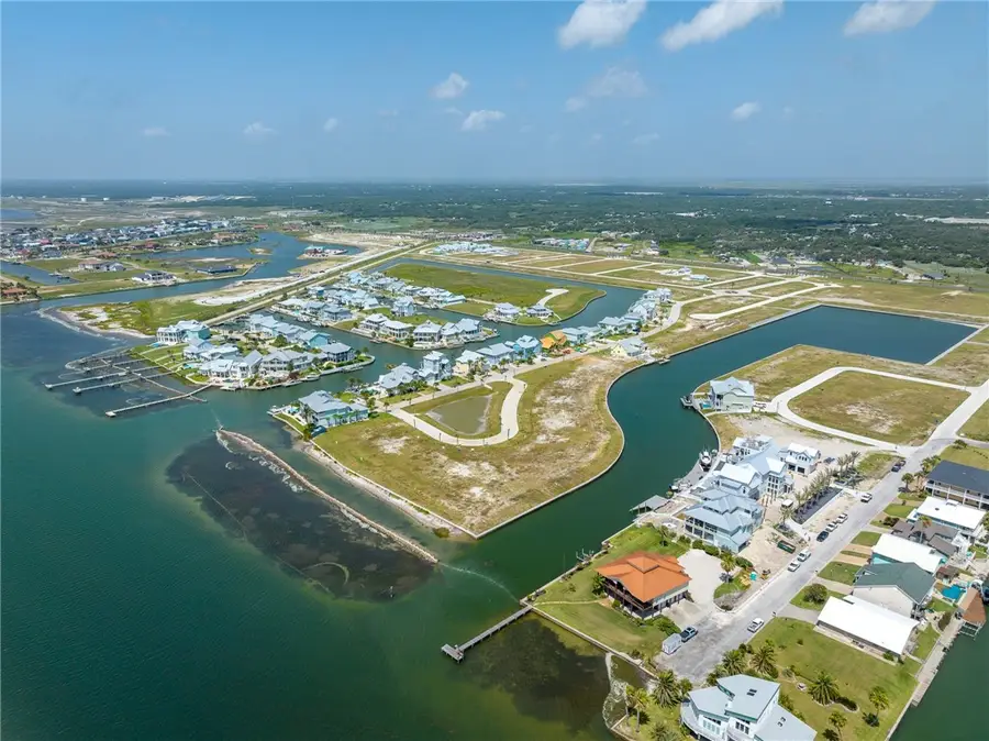 1018 St Croix Drive, Rockport, TX 78382 - #2