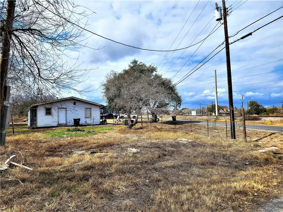 NW Corner Naranjo & Railroad Ave Street, Sinton, TX 78387 - #2