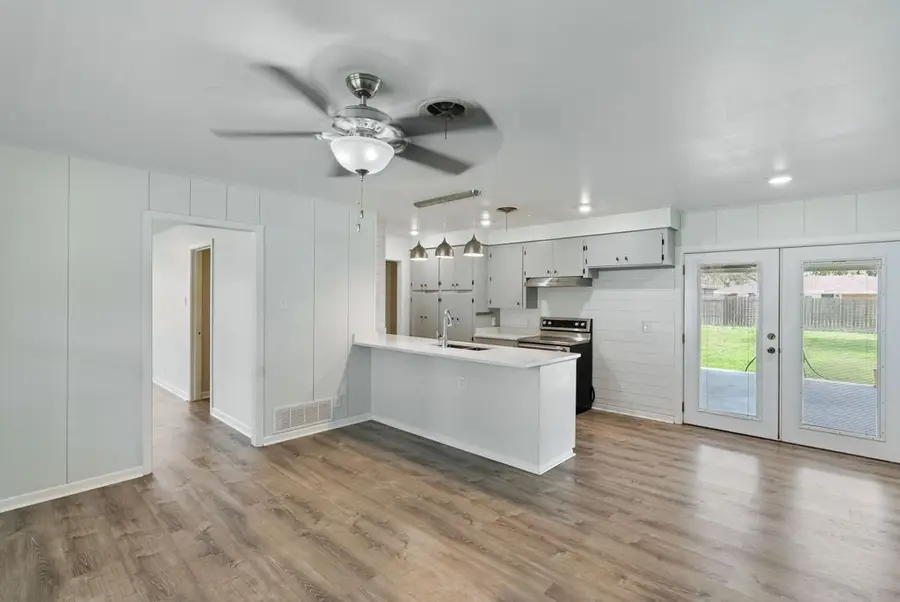 517 Handover Drive, Corpus Christi, TX 78412 - #3