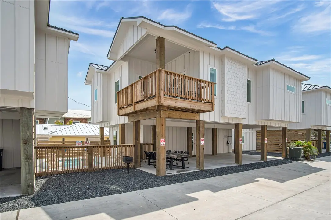 520 Twelfth Street #B, Port Aransas, TX 78373 - #1