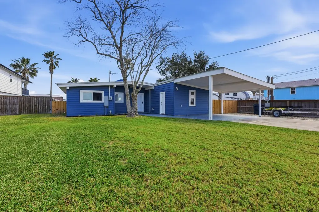 129 Copano Cove, Rockport, TX 78382 - #1