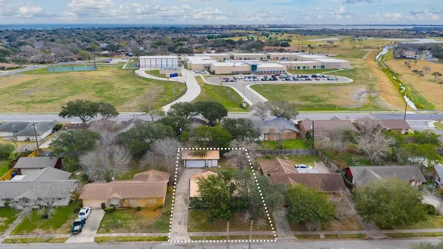 830 Crestview Drive, Corpus Christi, TX 78412 - #2