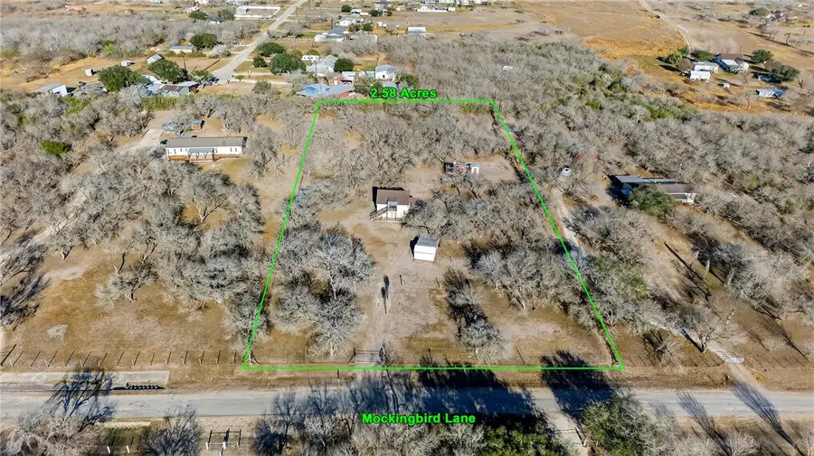 5752 Mockingbird Ln, Mathis, TX 78368 - #2