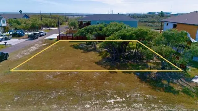 2207 Young Street, Rockport, TX 78382 - #2
