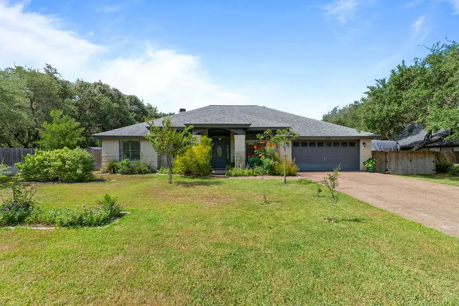 112 Poquito Drive, Rockport, TX 78382 - #2