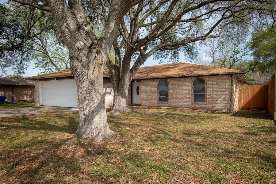 6218 Londonderry Drive, Corpus Christi, TX 78415 - #3