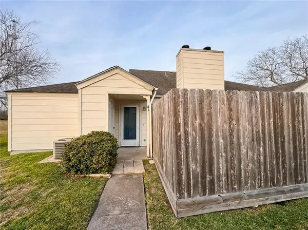 7252 The Mansions Drive #B-1, Corpus Christi, TX 78414