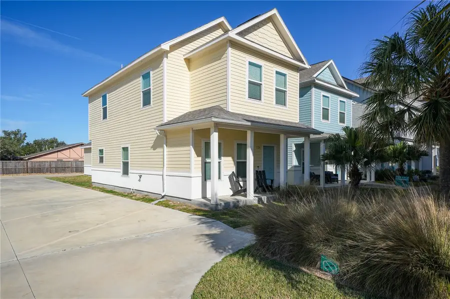 124 Lavaca Circle, Rockport, TX 78382 - #2