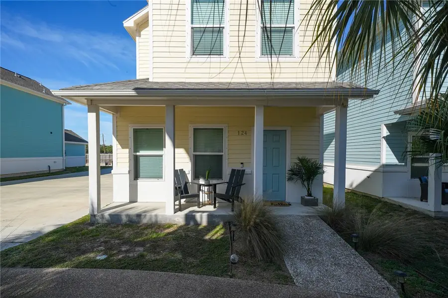 124 Lavaca Circle, Rockport, TX 78382 - #3
