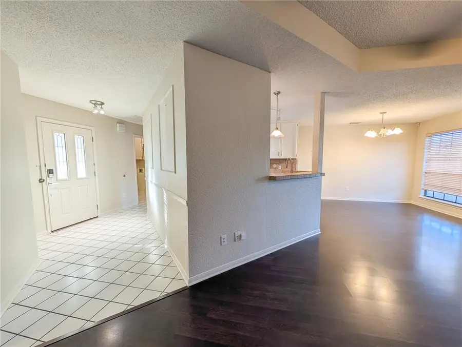 2121 Dorsey Street, Corpus Christi, TX 78414 - #2