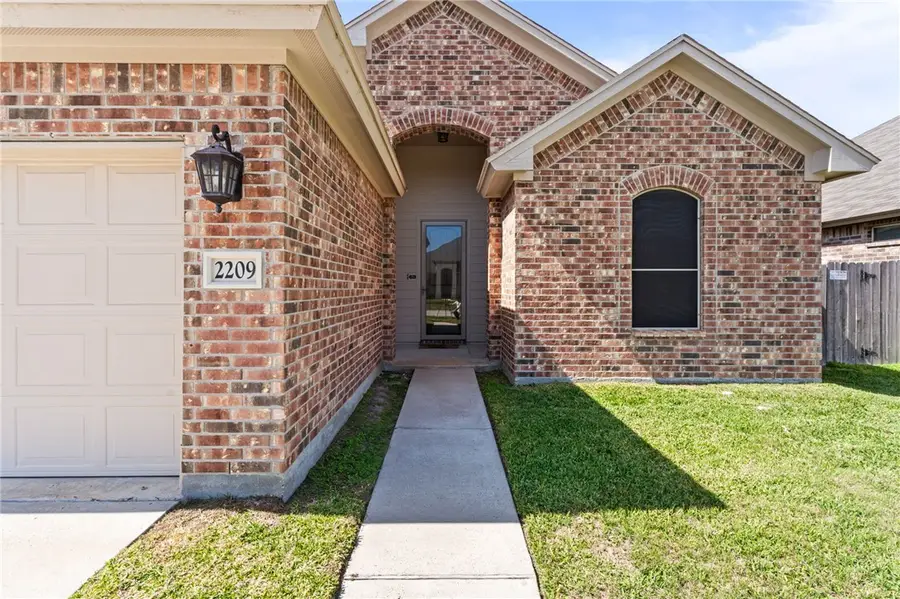 2209 Aquila Street, Corpus Christi, TX 78414 - #3