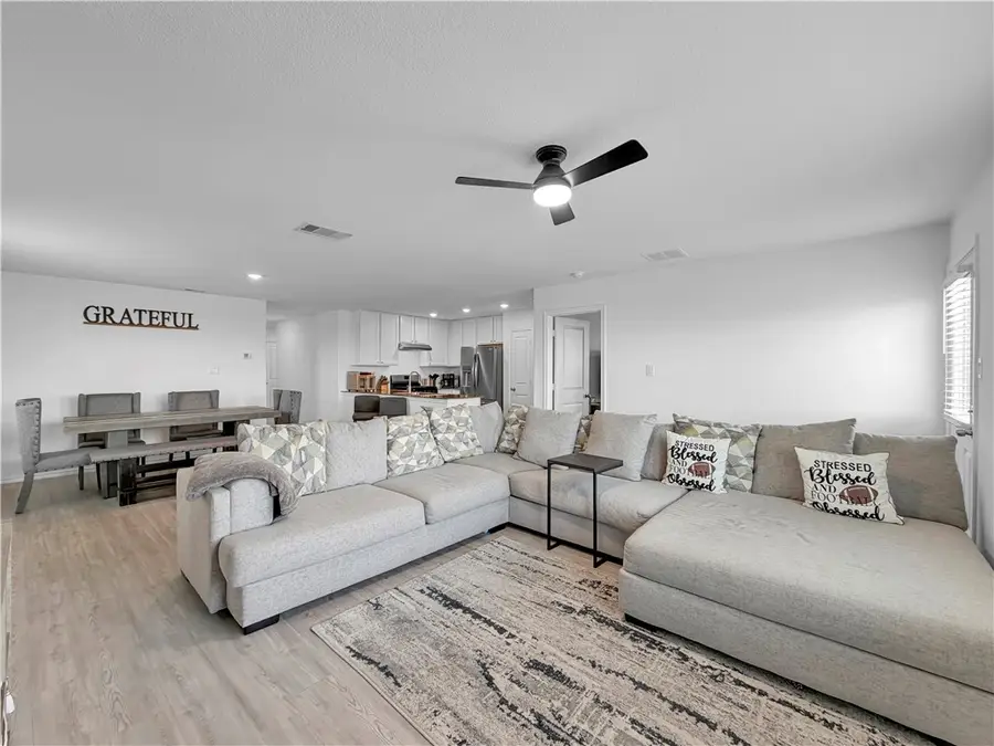 1362 Wrangler St, Robstown, TX 78380 - #2