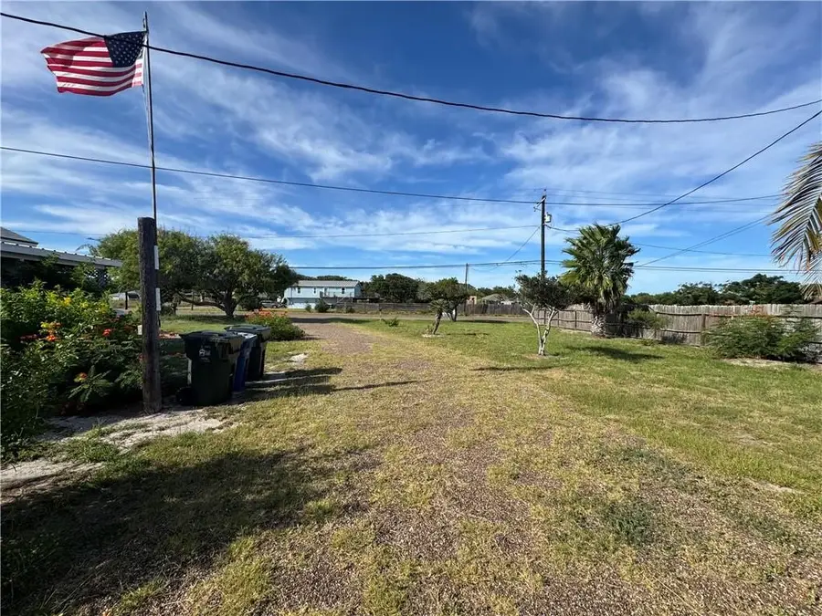 349 Yorktown Boulevard, Corpus Christi, TX 78418 - #2