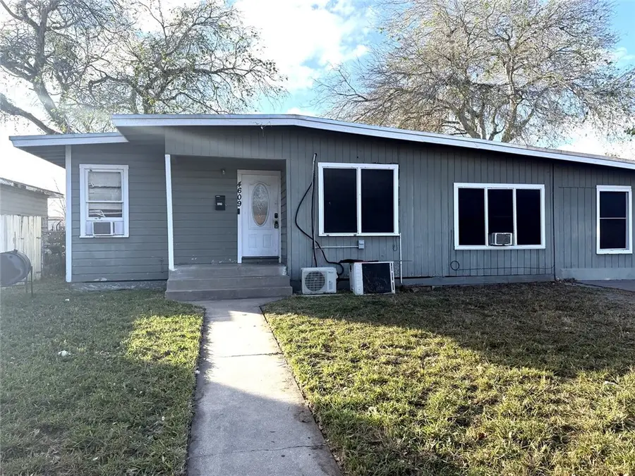 4609 Moravian Drive, Corpus Christi, TX 78415 - #2