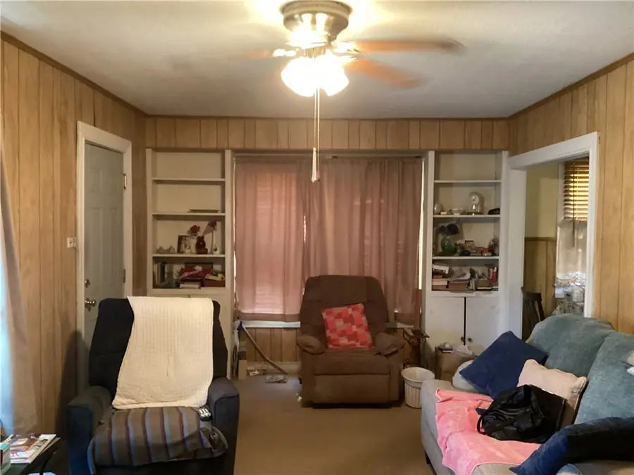 1021 E 2nd Street, Alice, TX 78332 - #3