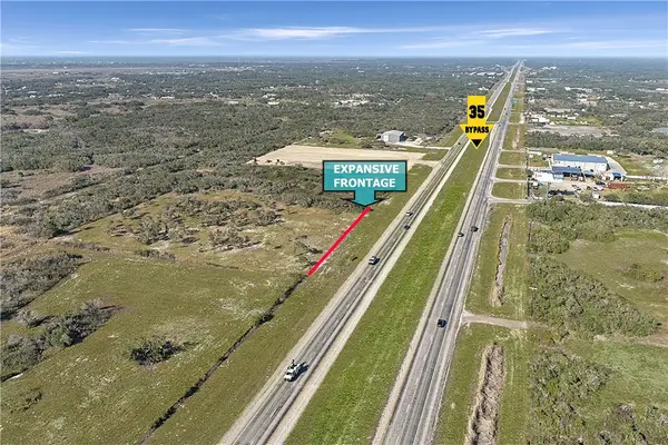 1902 Sh 35 Bypass, Aransas Pass, TX 78336