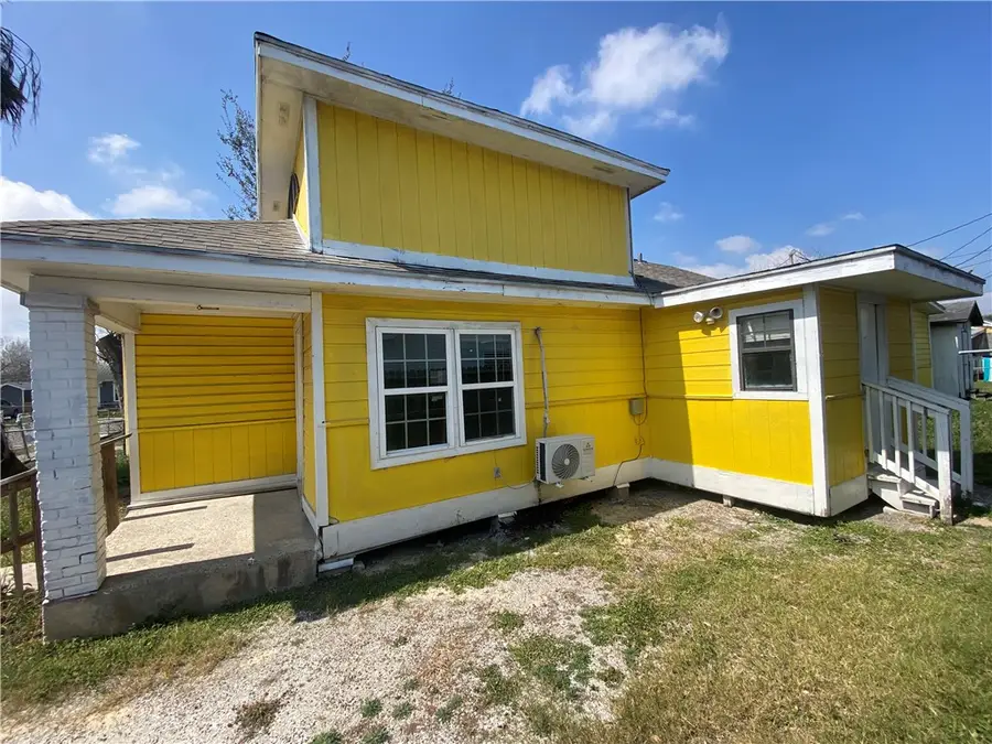 4026 Zapata Street, Corpus Christi, TX 78405 - #3
