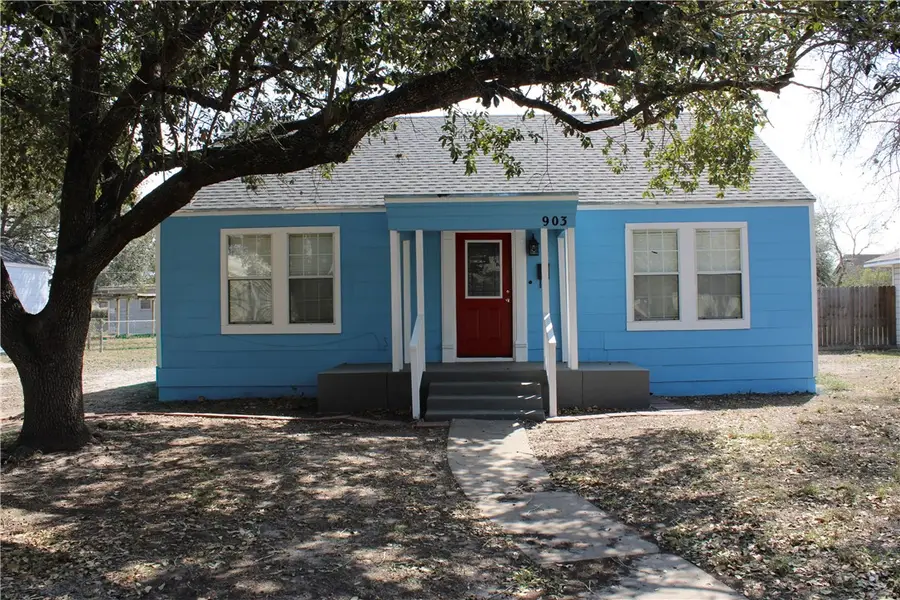 903 W Alice Avenue, Kingsville, TX 78363 - #2